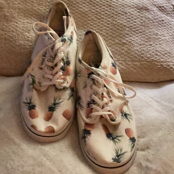 🍍Vans One of a Kind  Pineapple Sneakers US Women Size 10 Unisex Must Have 🍍 - Picture 9 of 10